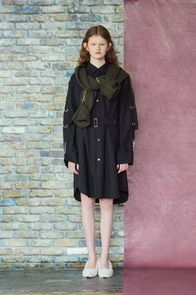 Look 9